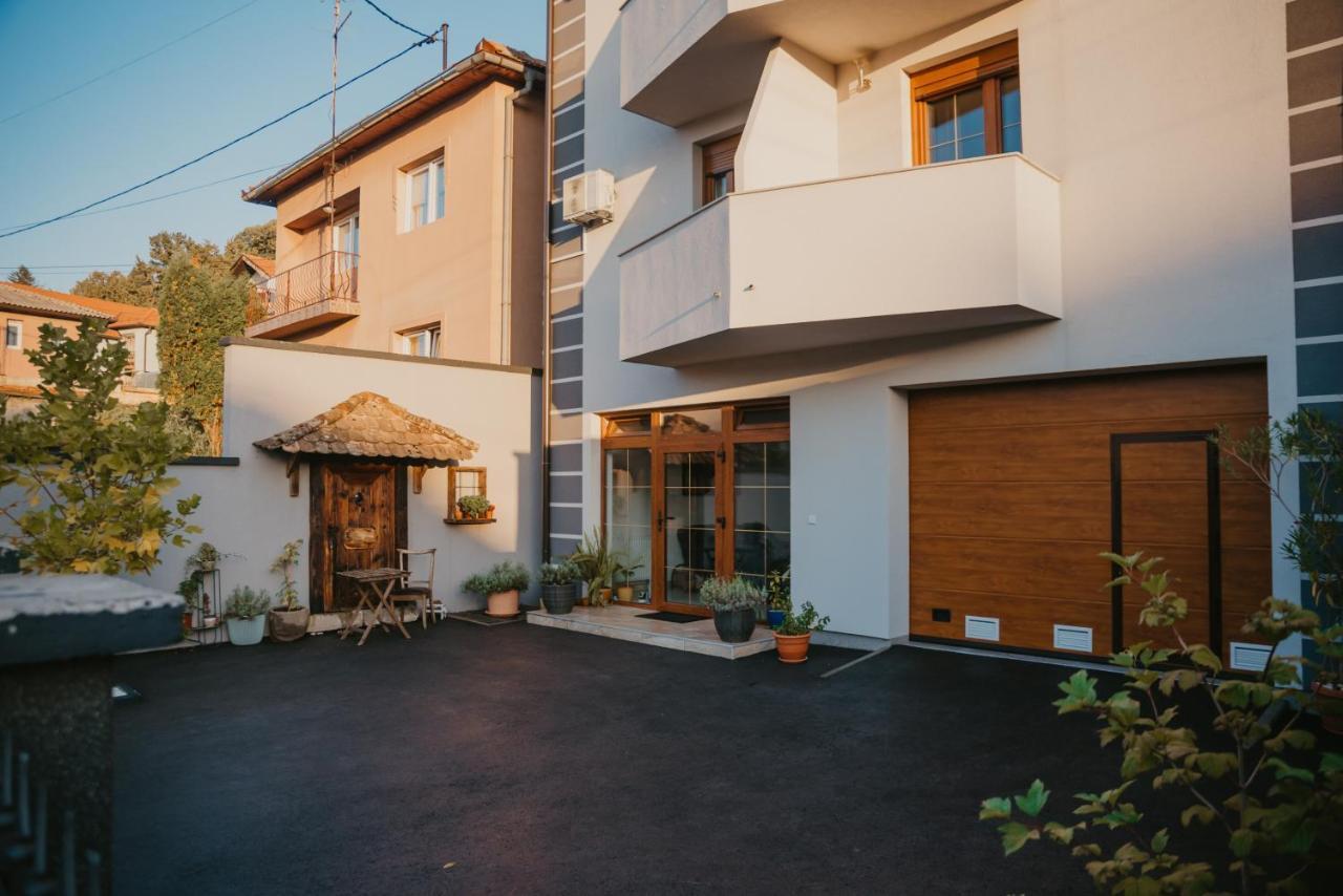 Apartmán Almira Tuzla Exteriér fotografie